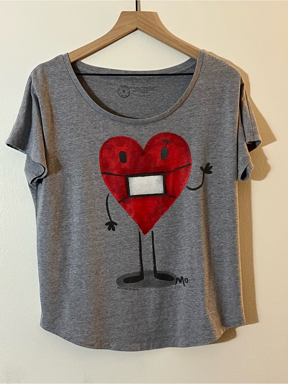 Out of Print Mo Willems Gray Graphic Red Heart Essential Workers Support Tee M